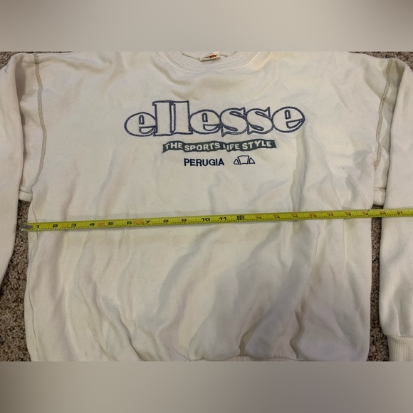 Vintage Ivory Ellesse Sports Crewneck Sweatshirt - Picture 7 of 7